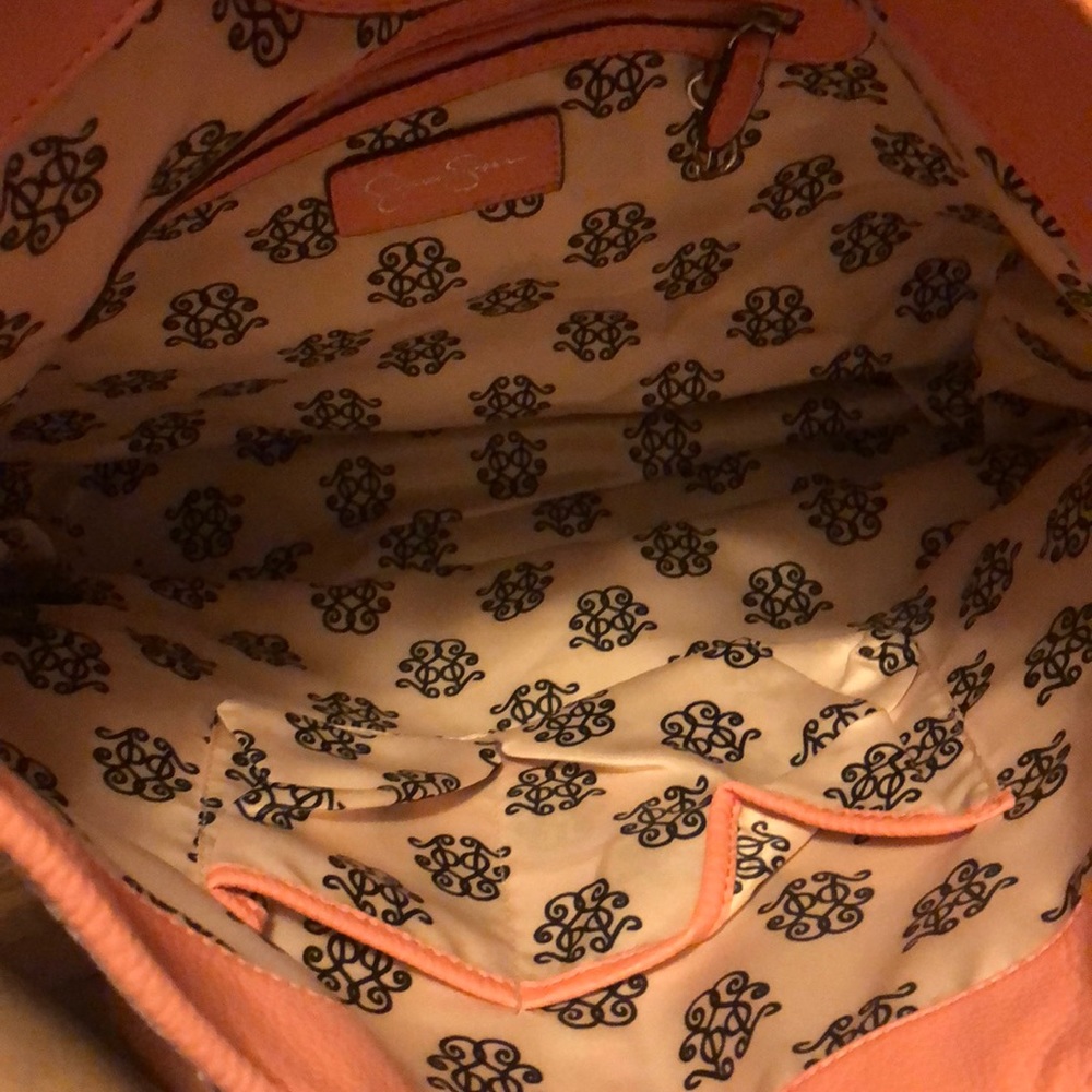 Handbag - Picture 4 of 5